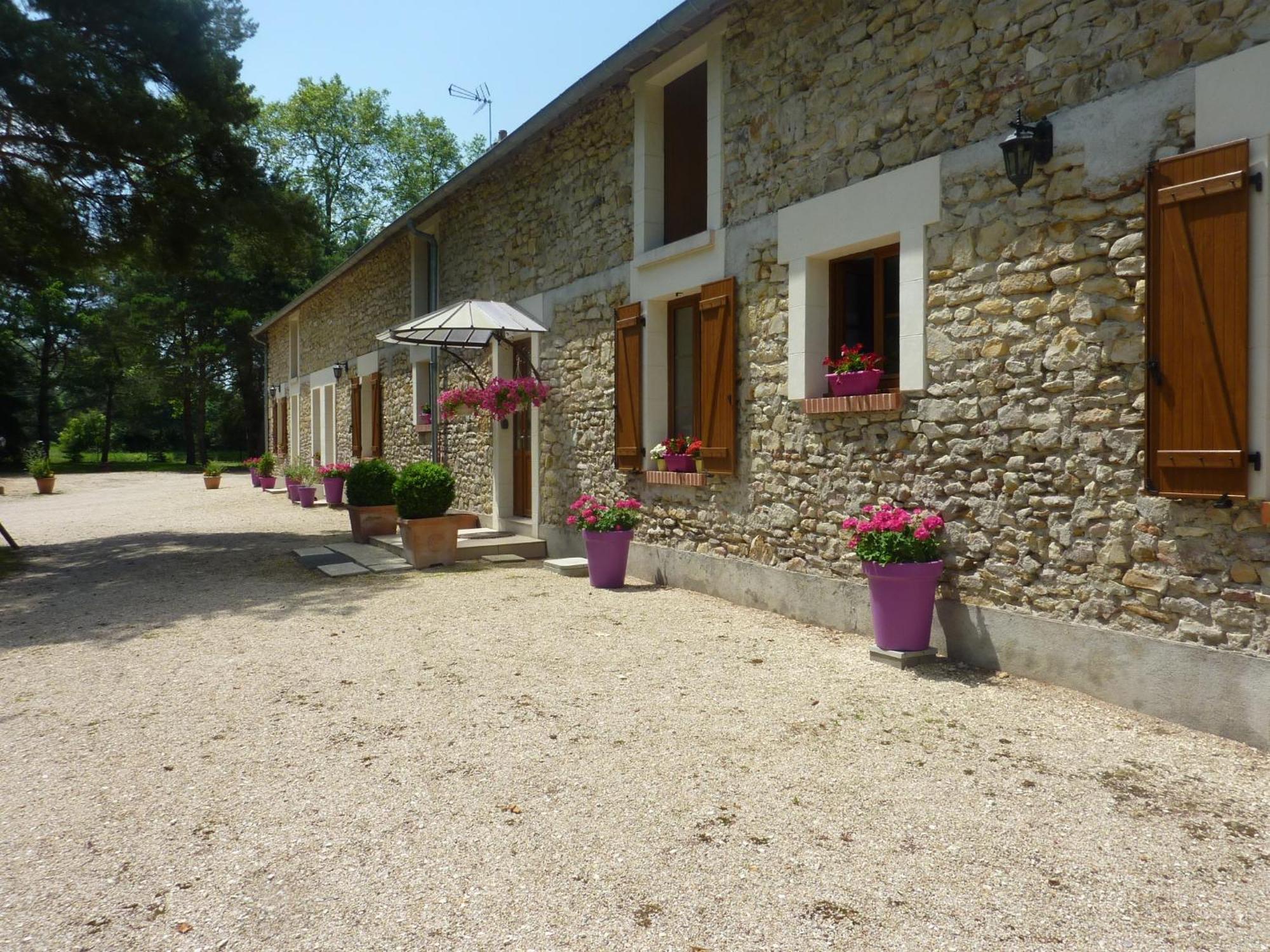 Chambres D'Hotes De La Junchere Saint-Hilaire-de-Court Екстериор снимка