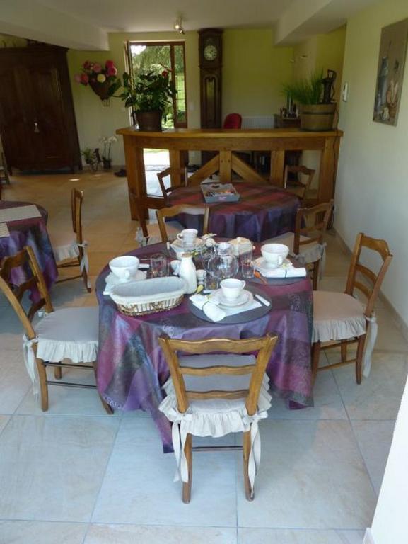 Chambres D'Hotes De La Junchere Saint-Hilaire-de-Court Екстериор снимка